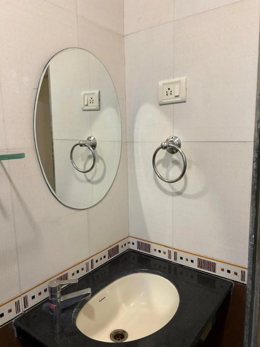 Image 6 of 2BHK, Off Carter Rd, Bandra West