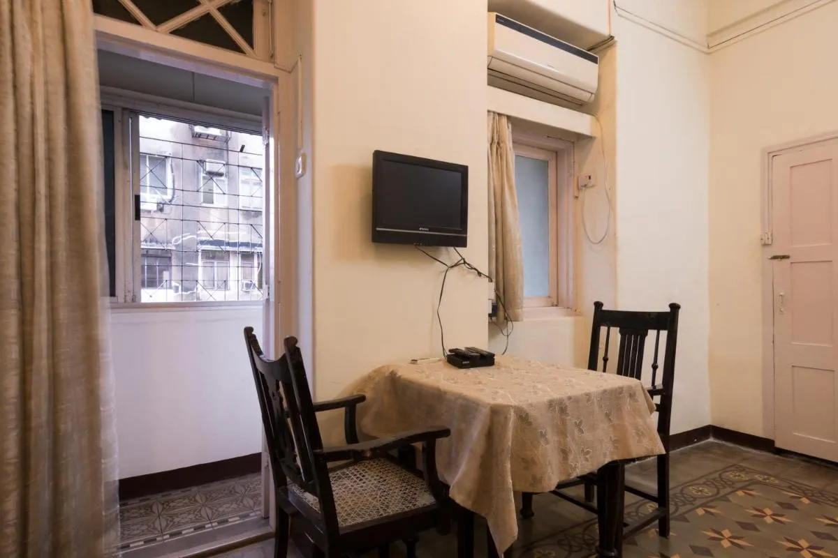 Image 2 of Bed and Breakfast at Colaba