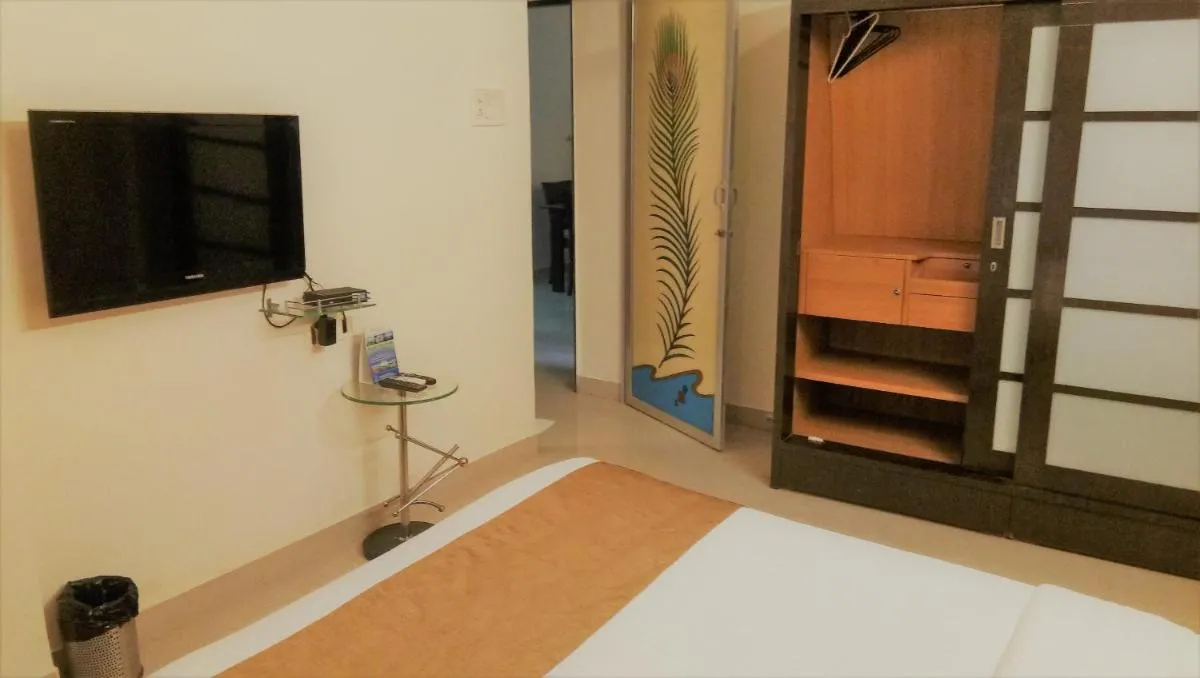 Image 3 of Dragonfly Apartments Emerald