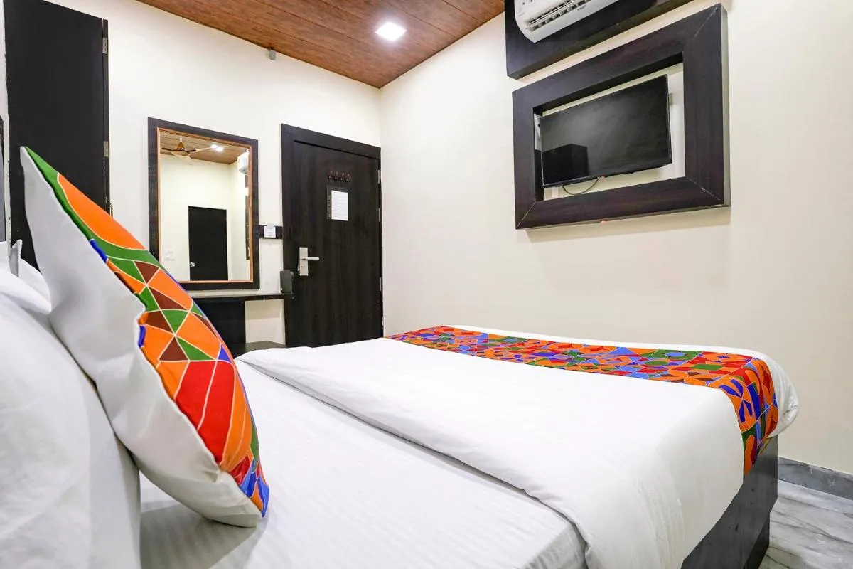 Image 3 of FabExpress Gulshan Grand