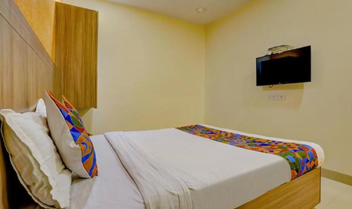 Image 6 of FabExpress Prakash Inn