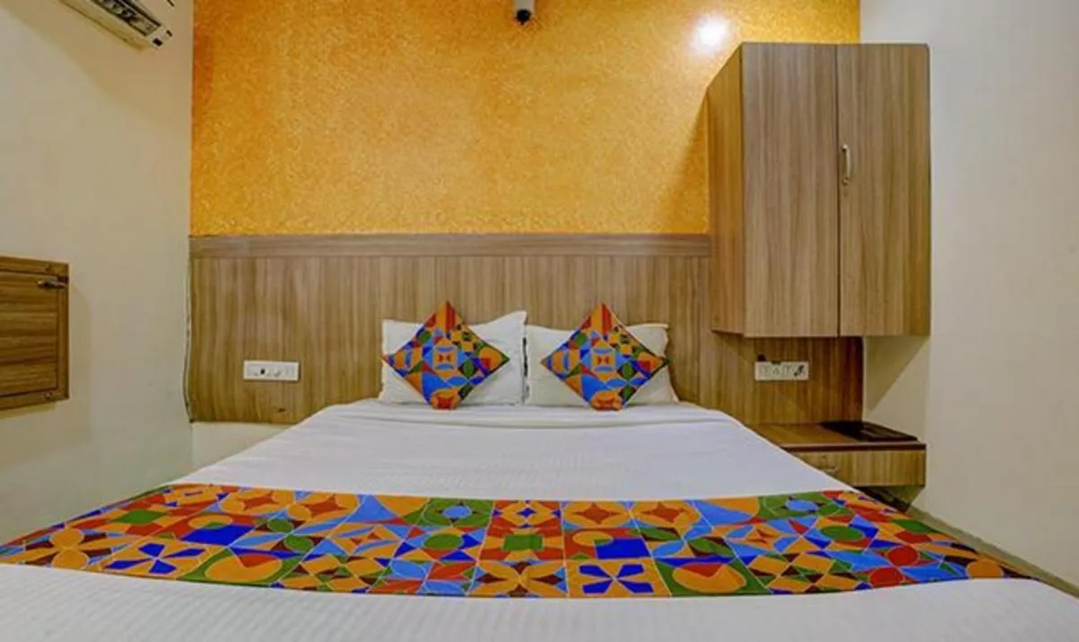 Image 4 of FabExpress Prakash Inn