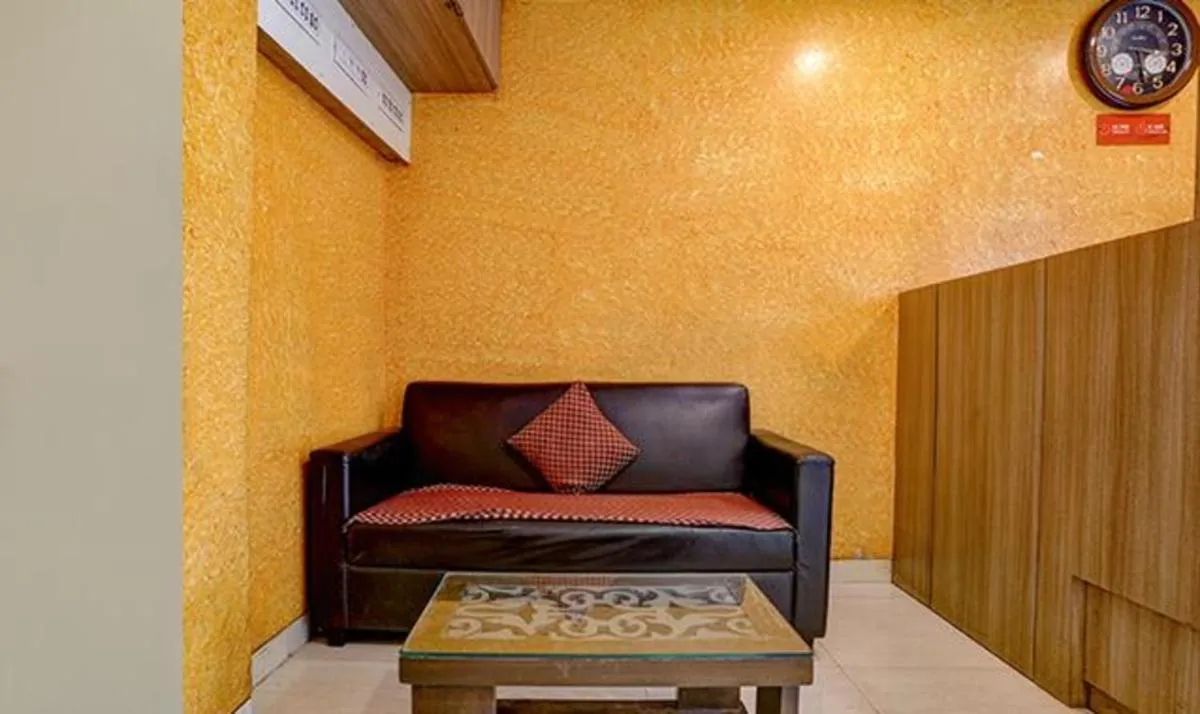 Image 2 of FabExpress Prakash Inn