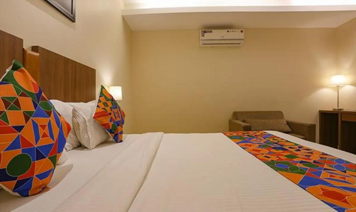 Image 4 of FabHotel Royal Mumbai International Airport