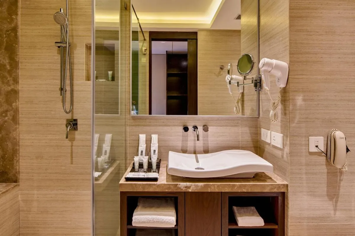 Image 1 of Goldfinch Hotel Mumbai