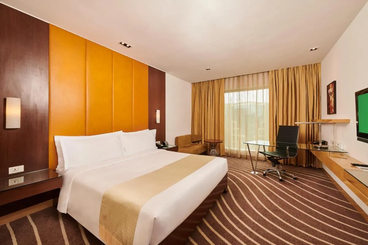 Image 4 of Holiday Inn Mumbai International Airport, an IHG Hotel