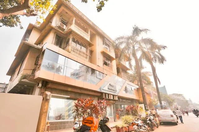 Image 2 of Hotel Amfahh – Andheri West Railway Station