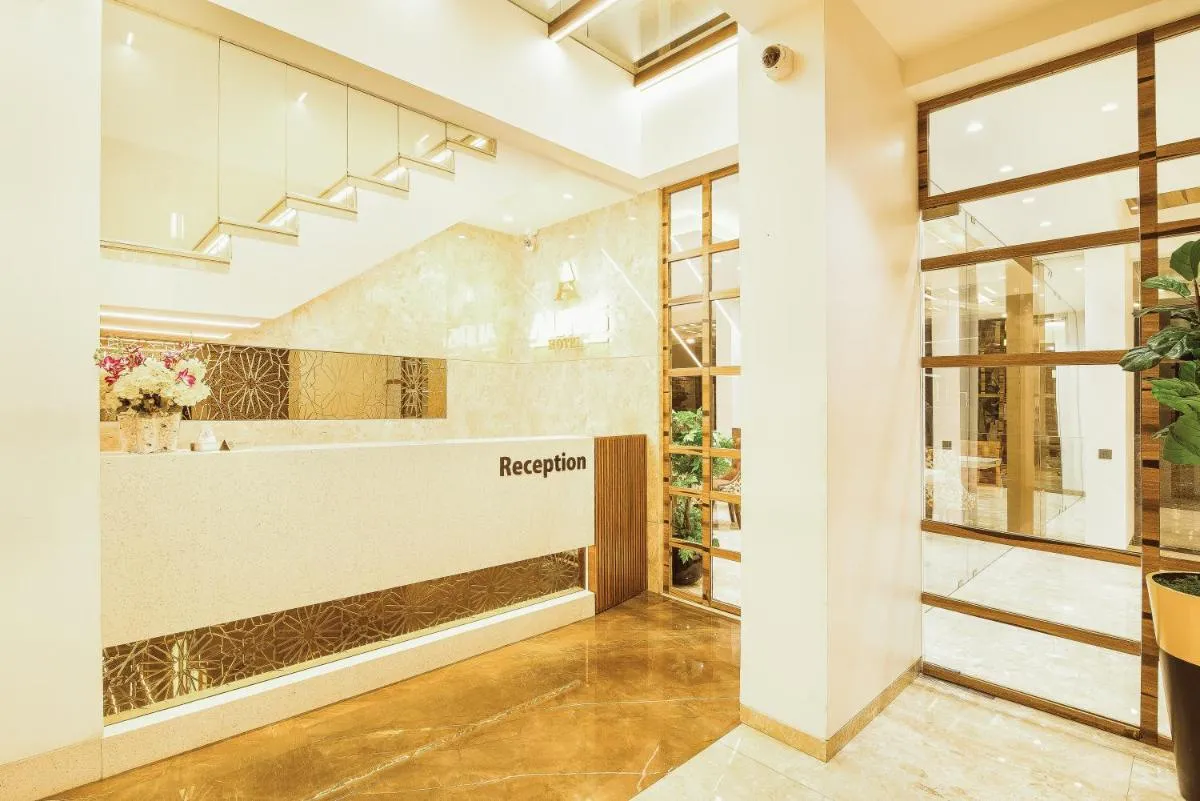 Image 2 of Hotel Auris