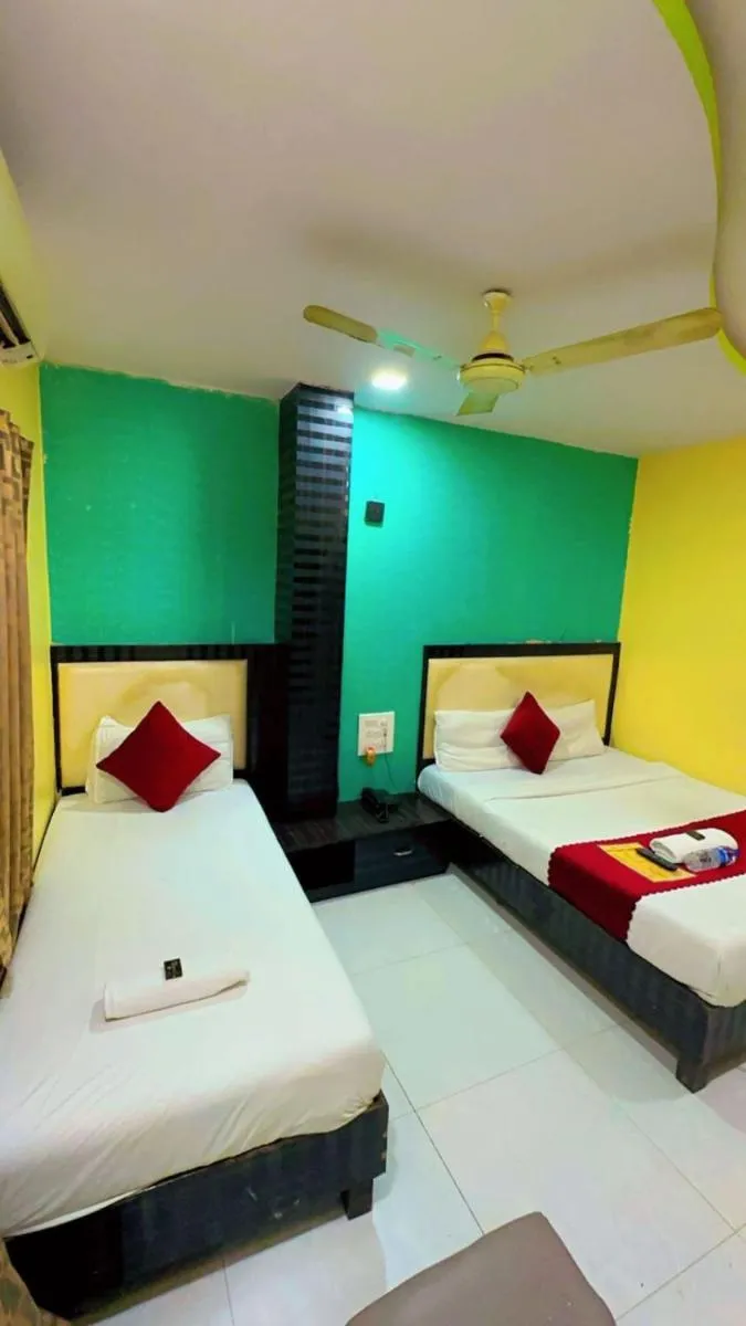 Image 3 of Hotel Avenue Regency