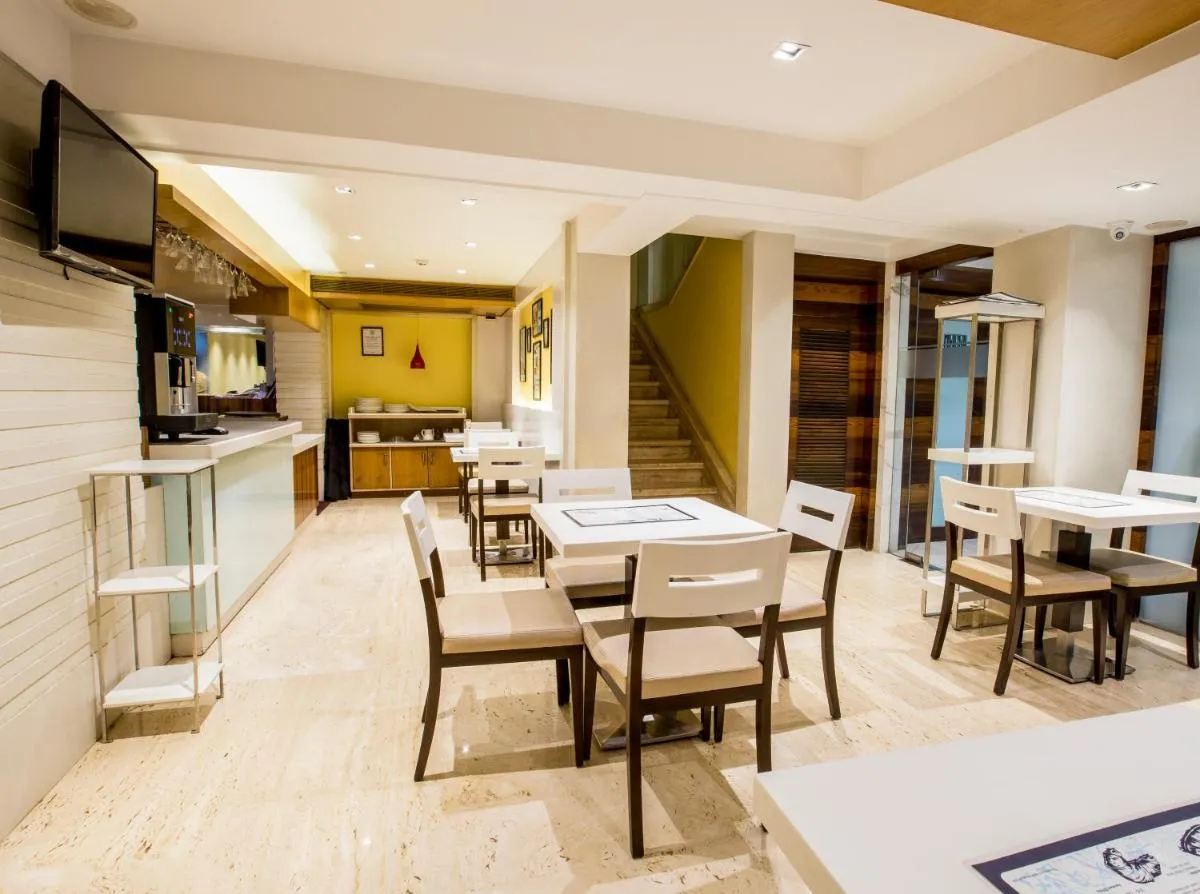 Image 6 of Hotel Bawa Continental