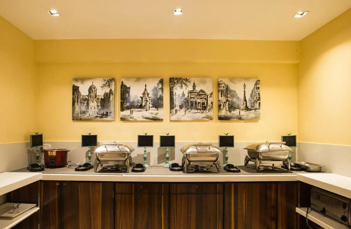 Image 1 of Hotel Bawa Continental