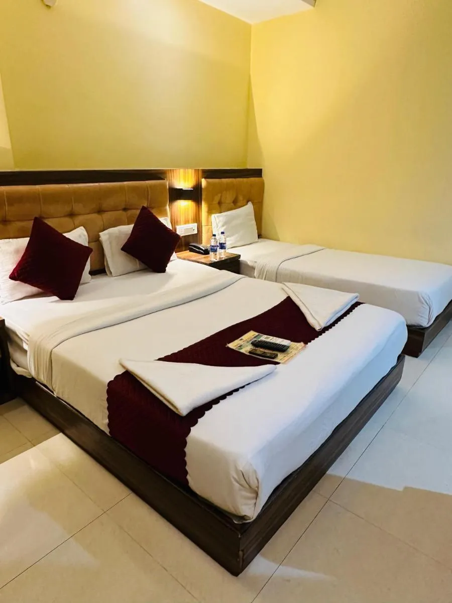 Image 3 of Hotel E I Regency Terminal-2