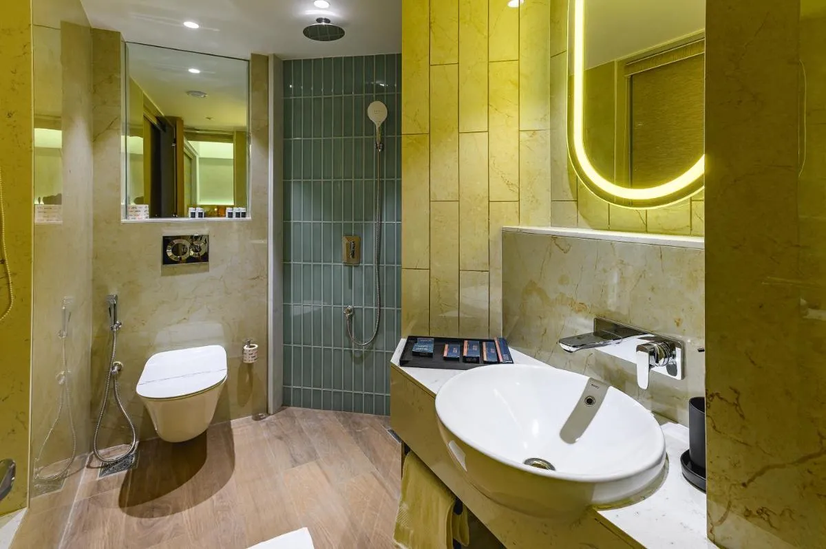 Image 2 of Hotel Eden Serenity