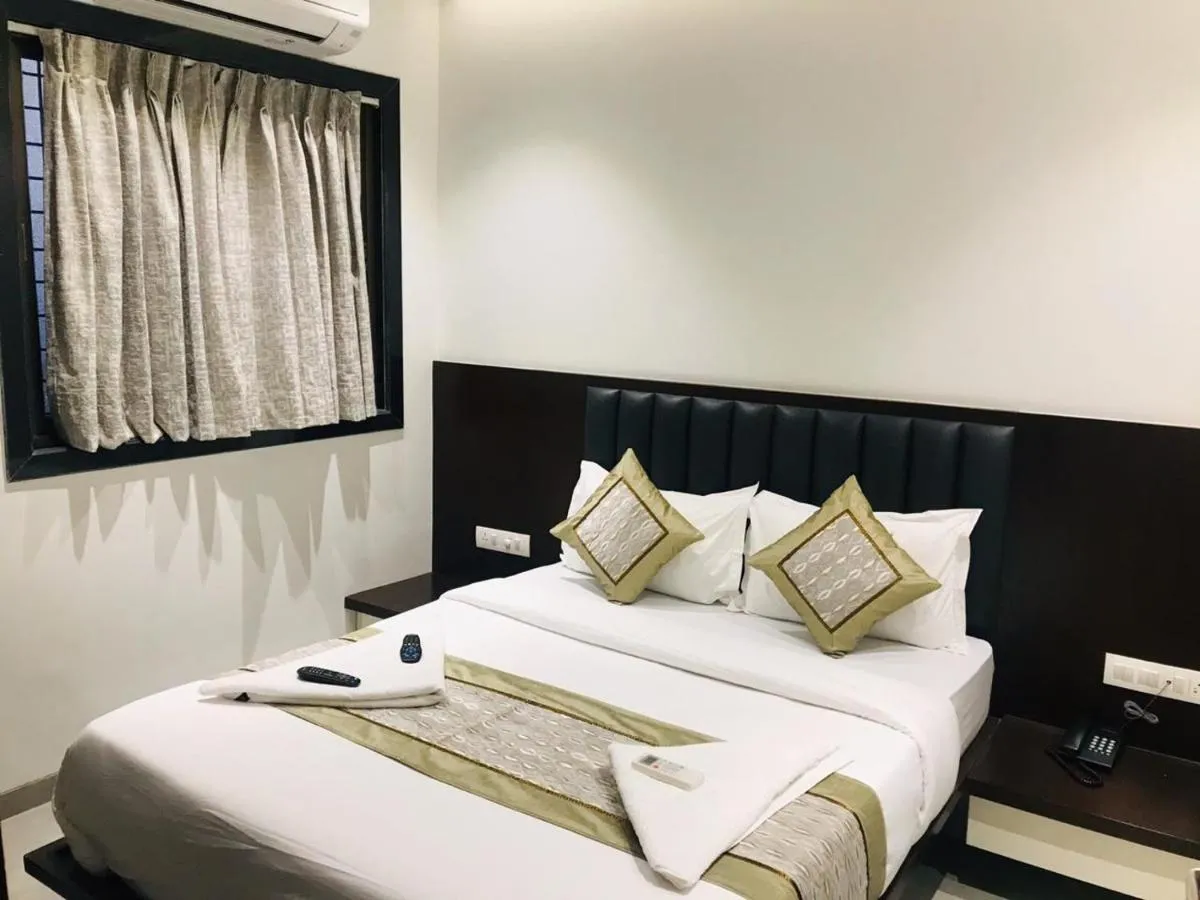 Image 2 of Hotel Flora Suites – Fort