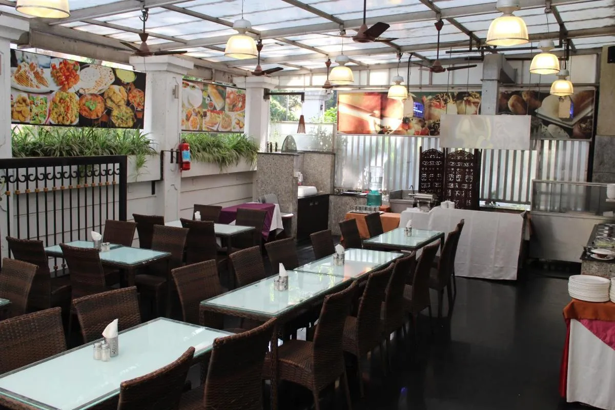 Image 3 of Hotel Park View, Mumbai