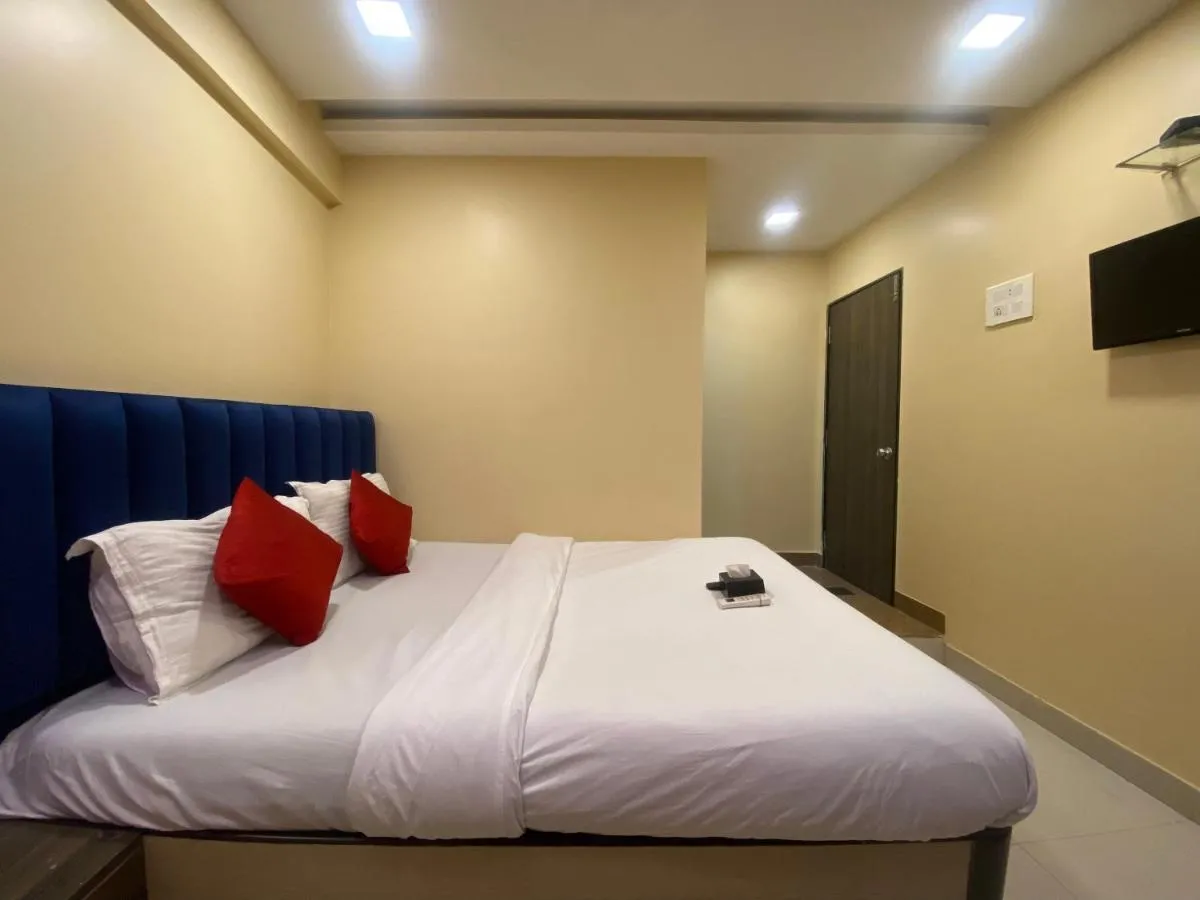 Image 1 of Hotel Royal Grand – Near Mumbai International Airport