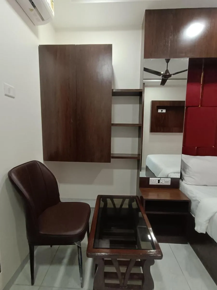 Image 3 of Hotel Royal Grand – Near Mumbai International Airport
