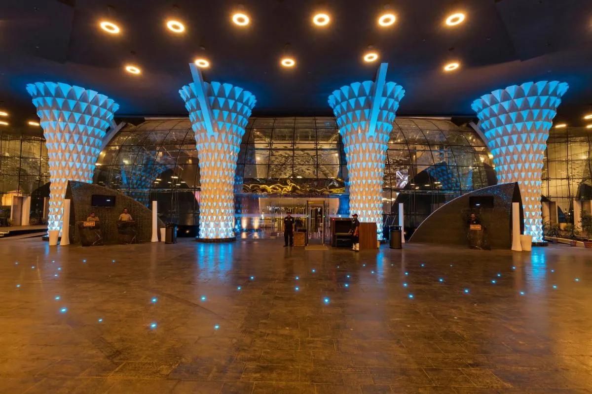 Image 4 of Hotel Sahara Star
