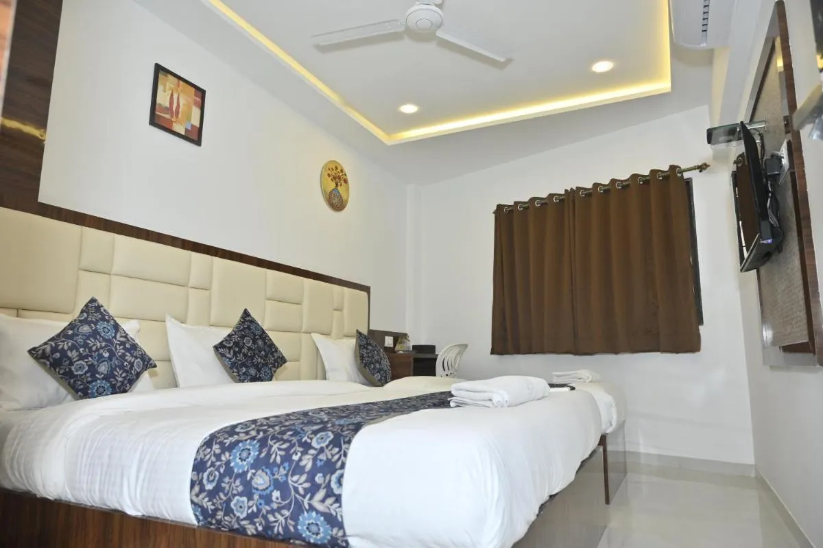Image 2 of Hotel Shahi Palace Terminal-2
