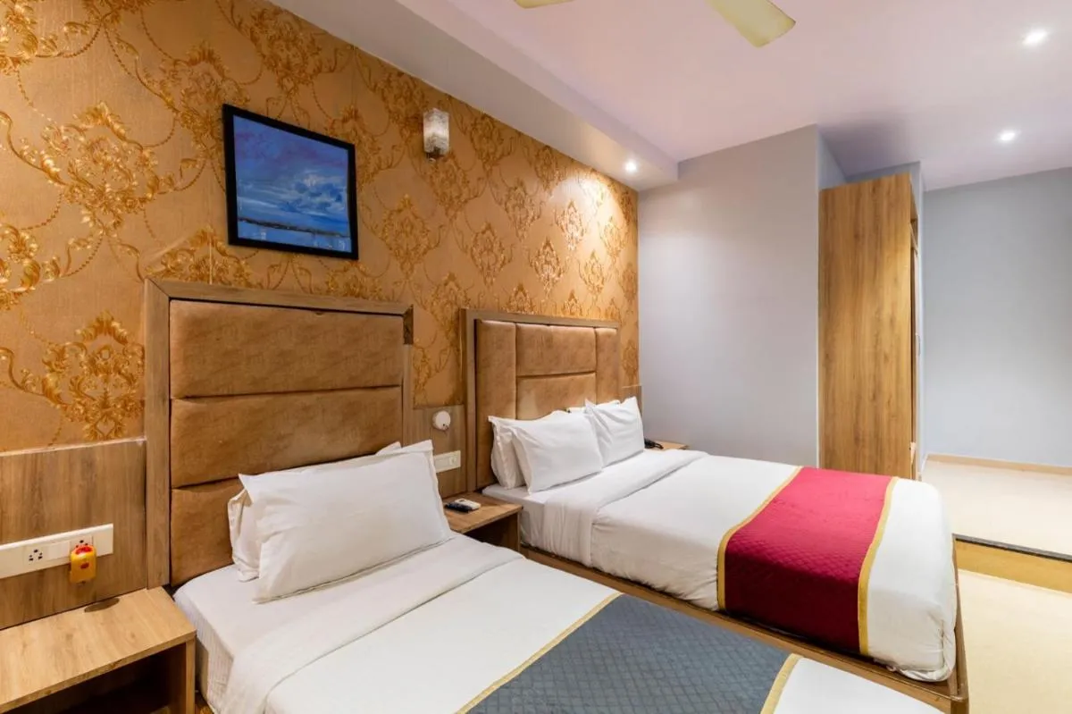 Image 4 of LOTUS GRAND HOTEL MUMBAI