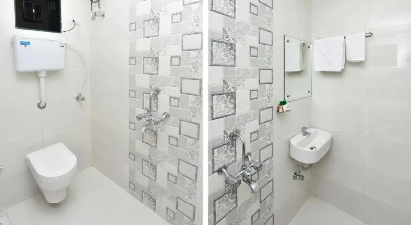 Image 2 of New Prakash International