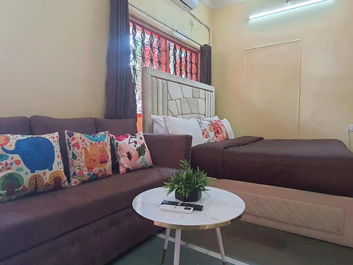 Image 3 of OSI Apartments Khar West