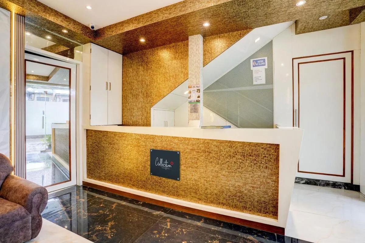 Image 2 of OYO Hotel Airport Crown
