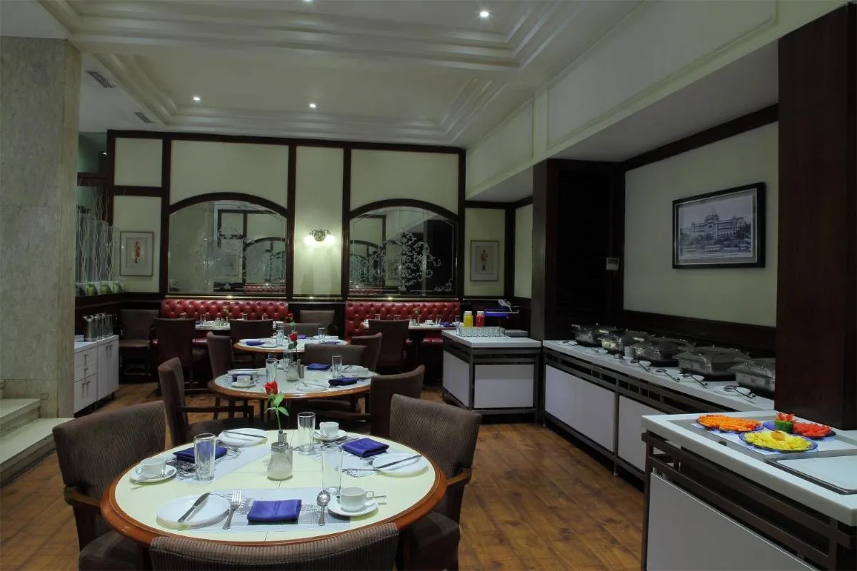 Image 2 of Regency Hotel