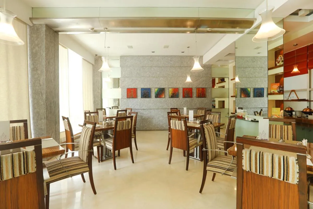 Image 2 of Regency Hotel Malabar Hill