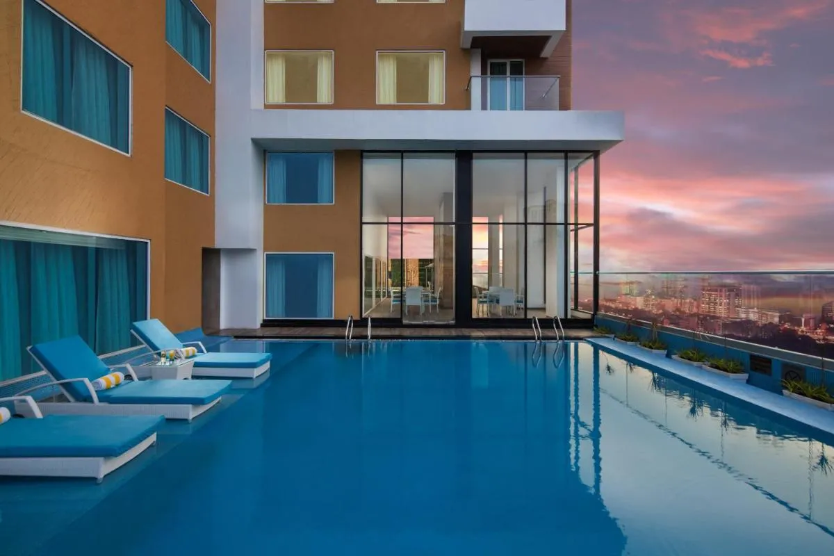 Image 3 of Royal Hometel Suites