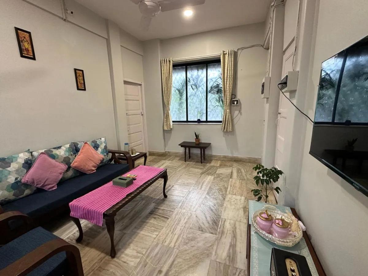 Image 4 of Spacious 2 BHK apartment with Balcony In Bandra