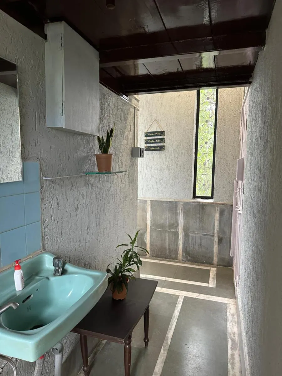 Image 3 of Spacious 2 BHK apartment with Balcony In Bandra