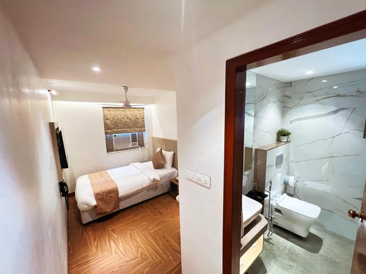 Image 2 of White House by Maxxvalue Service Apartments Bandra