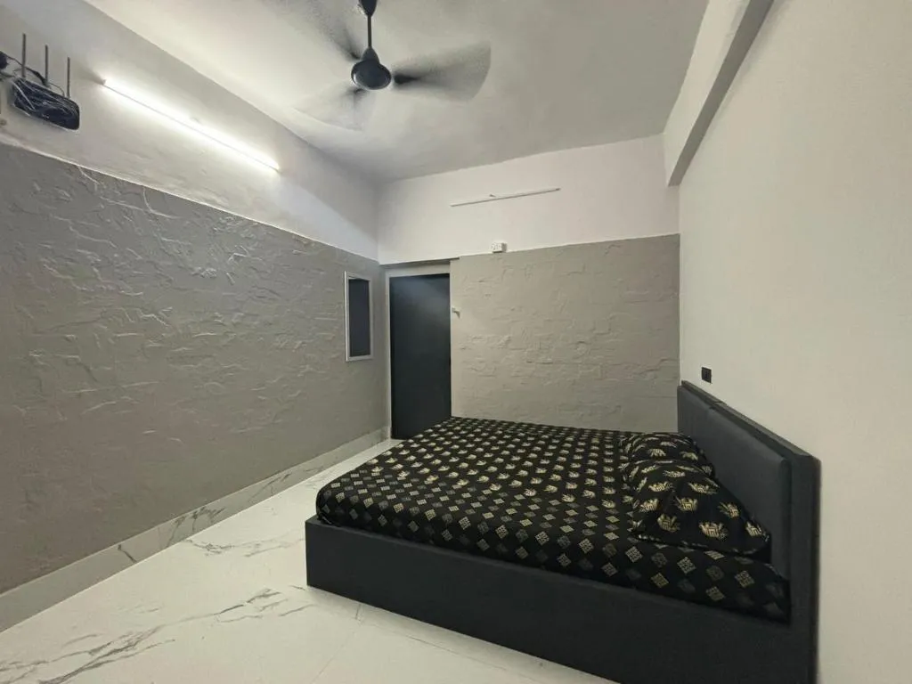 Image of #1 Family spacious private room in heart of Mumbai