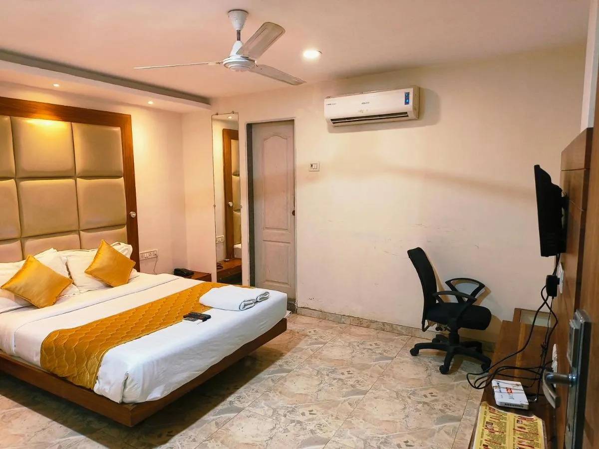 Image 2 of Apex Hotel