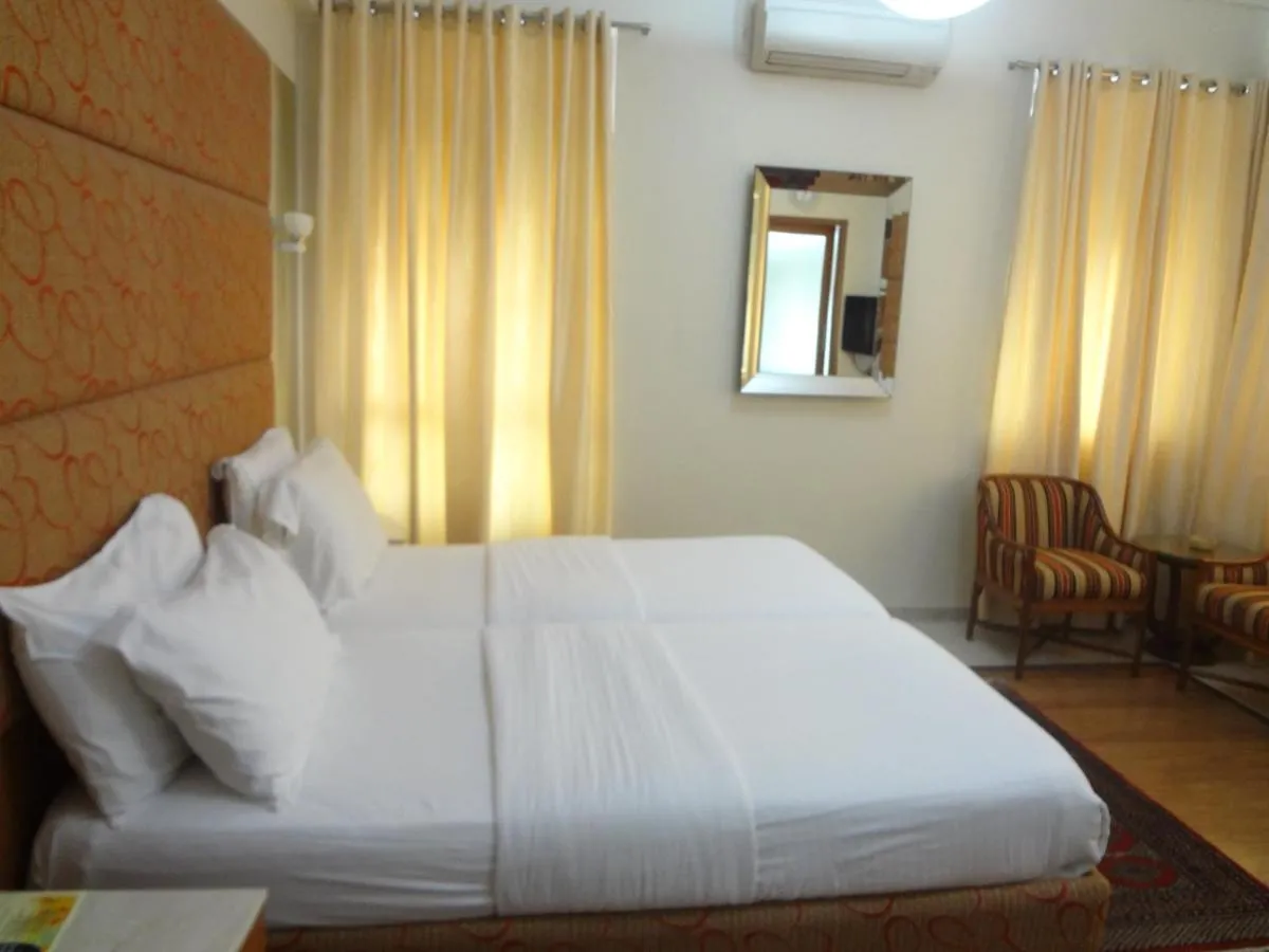 Image 6 of Astoria Hotel