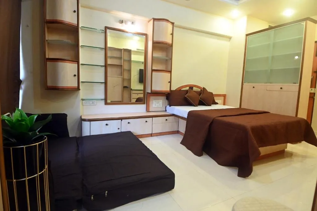 Image of Cosy studio in SOBO