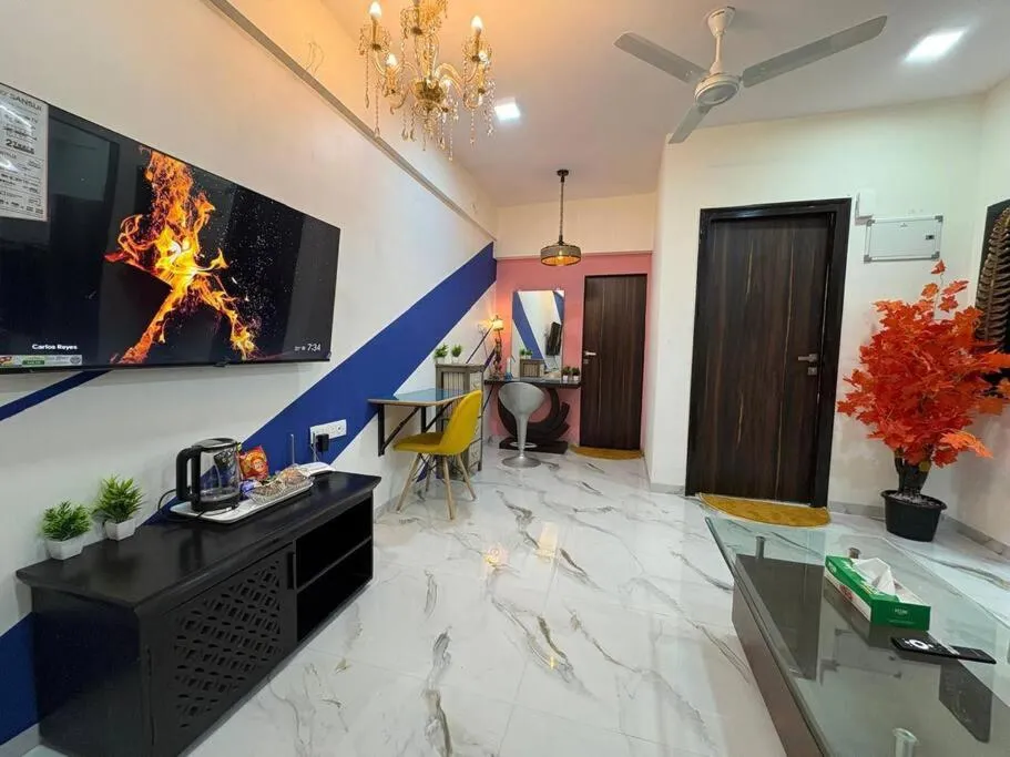 Image of Cozy 1BHK with City View in Bandra West