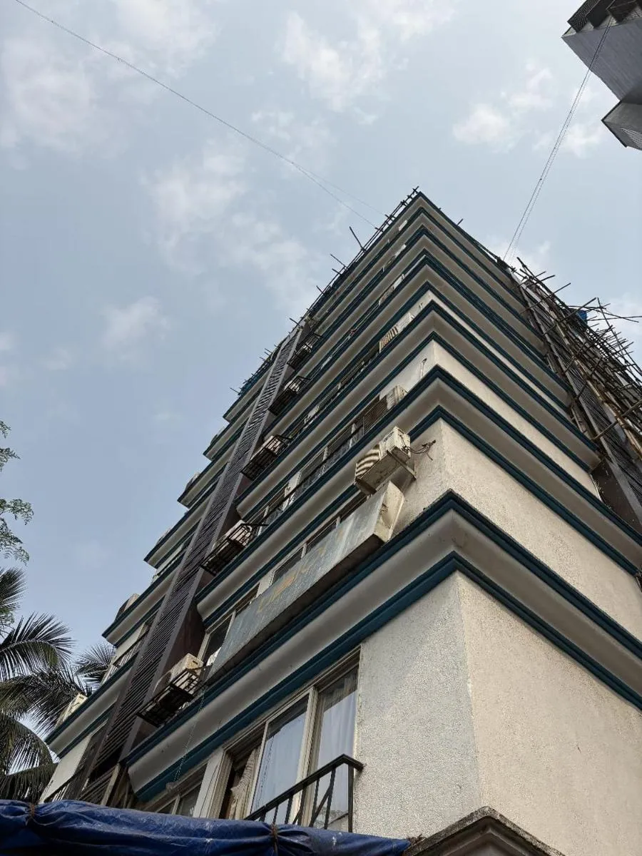 Image 2 of Cozy Rooms in Andheri near Airport
