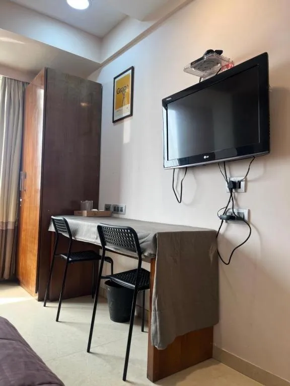 Image 4 of Cozy Rooms in Andheri near Airport
