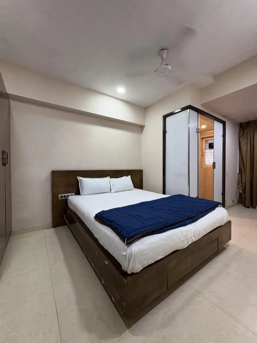 Image 6 of Cozy Rooms in Andheri near Airport