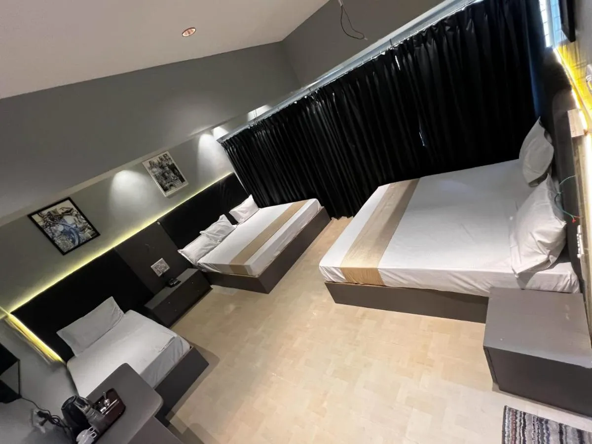 Image 2 of Dhanvantari Luxury Hotel Near Kokilaben Dhirubhai Ambani Hospital Mumbai