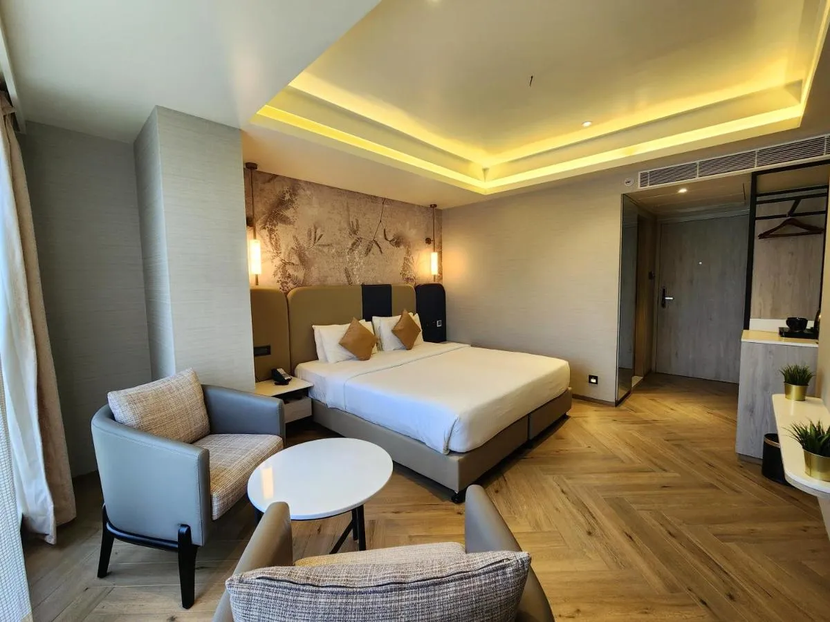 Image 3 of Dragonfly Hotel – The Art Hotel