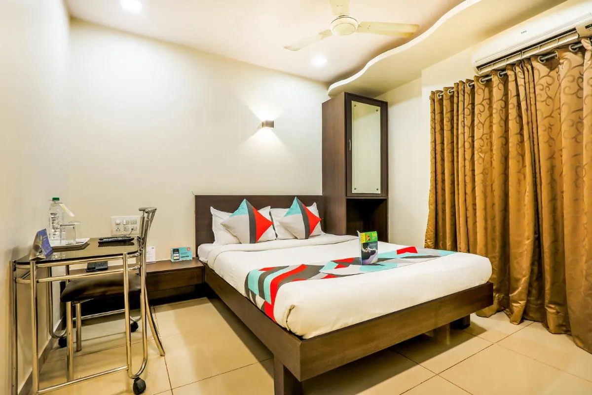 Image 1 of FabExpress Adore Inn – Nr Mumbai International Airport
