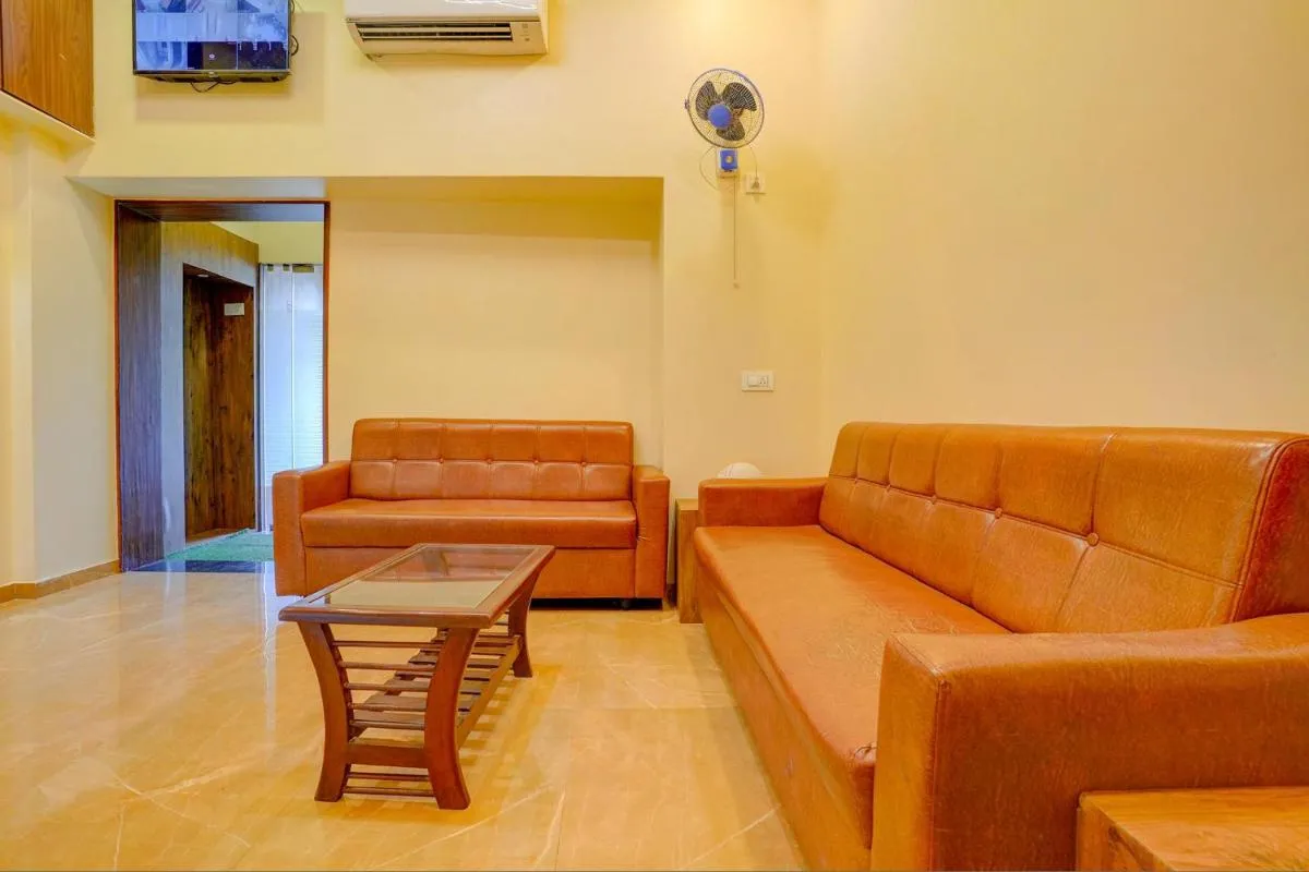 Image 5 of FabExpress Colaba Grand – 700m from Gateway of India