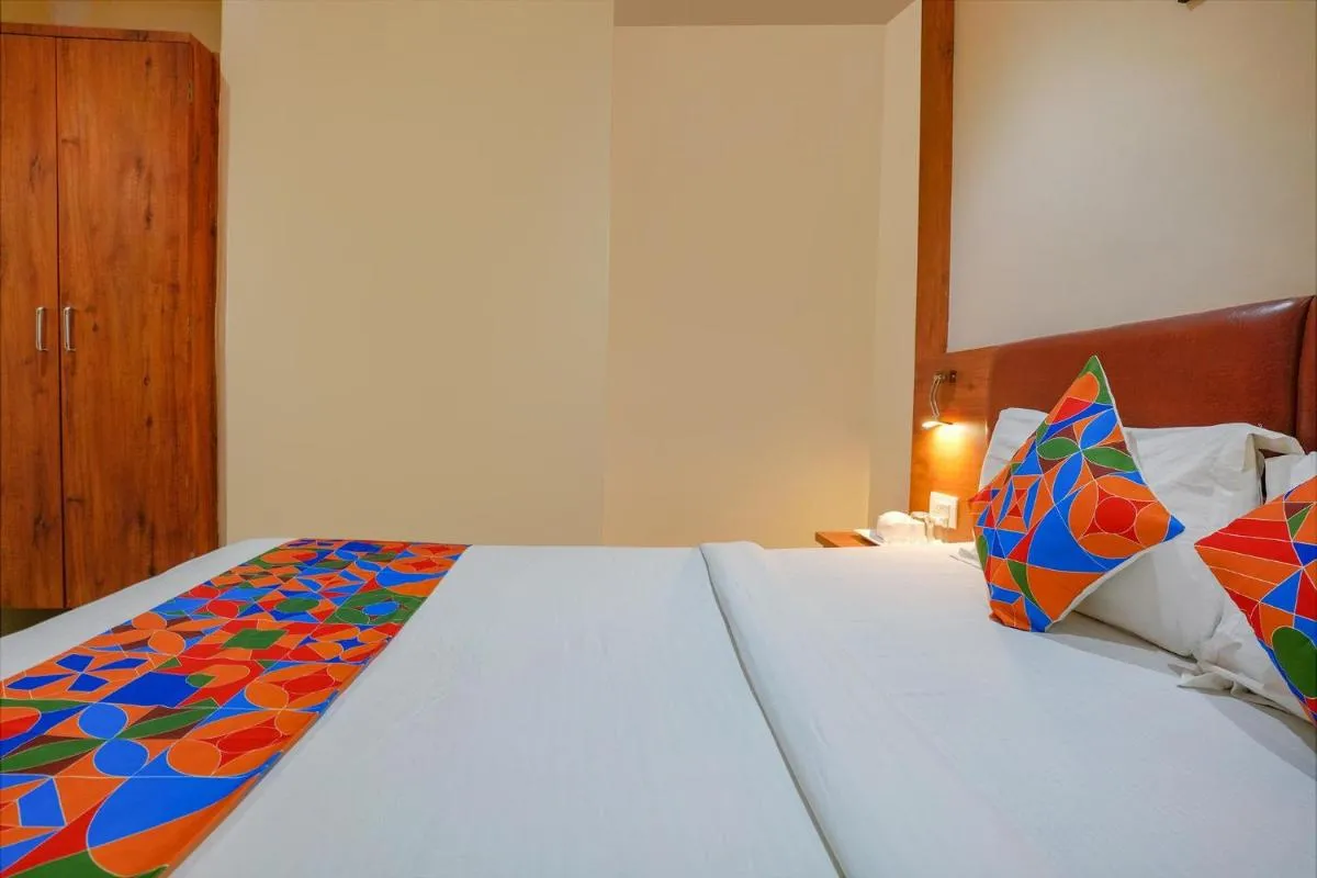 Image 4 of FabExpress Colaba Grand – 700m from Gateway of India