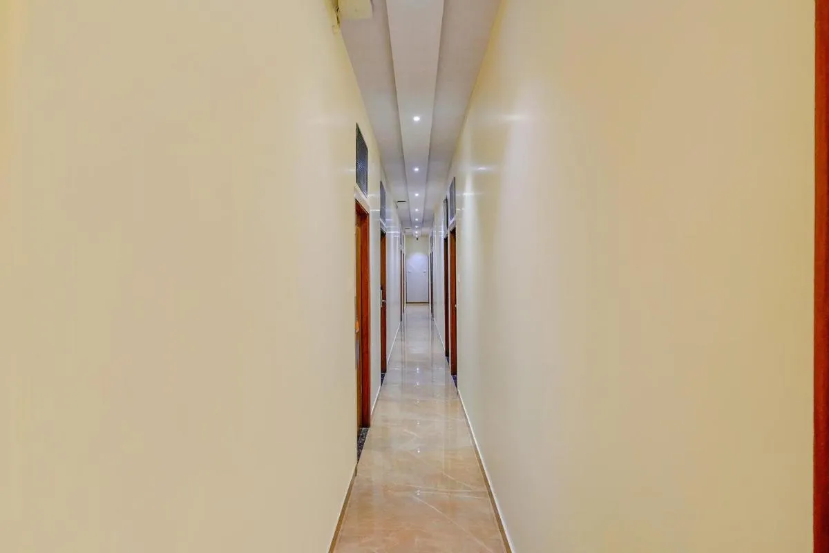 Image 6 of FabExpress Colaba Grand – 700m from Gateway of India