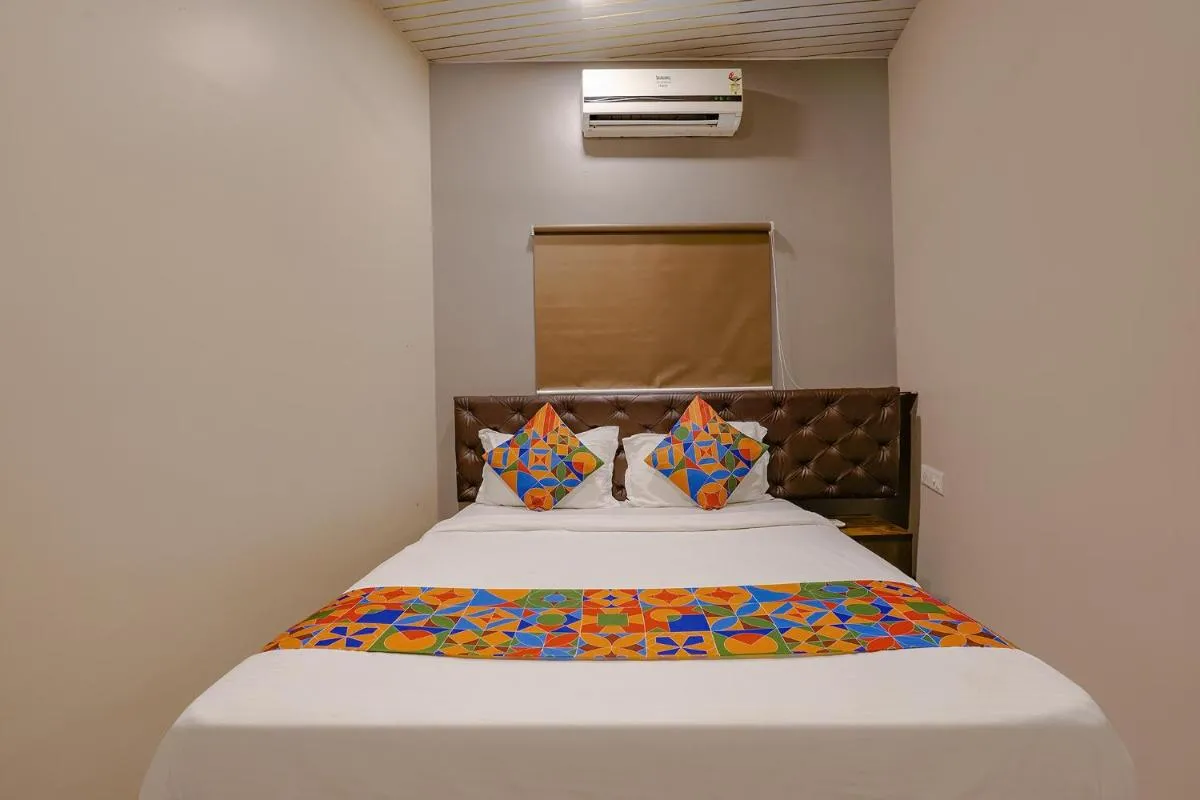 Image 5 of FabExpress Comfort stay – Nr Mumbai International Airport