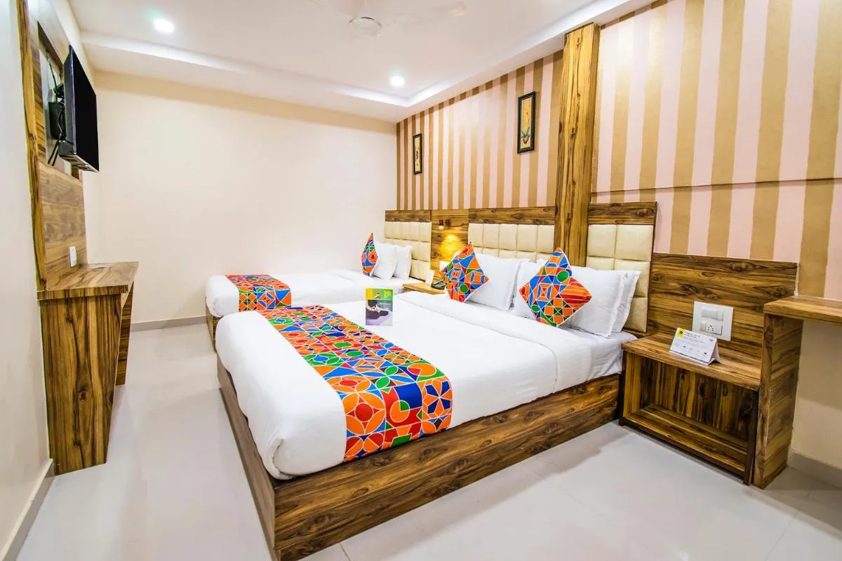 Image 1 of FabExpress Orange Suites – Nr Mumbai International Airport