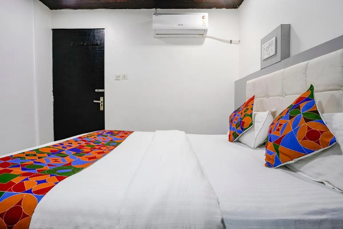 Image 4 of FabExpress Park Residency – Nr Mumbai International Airport